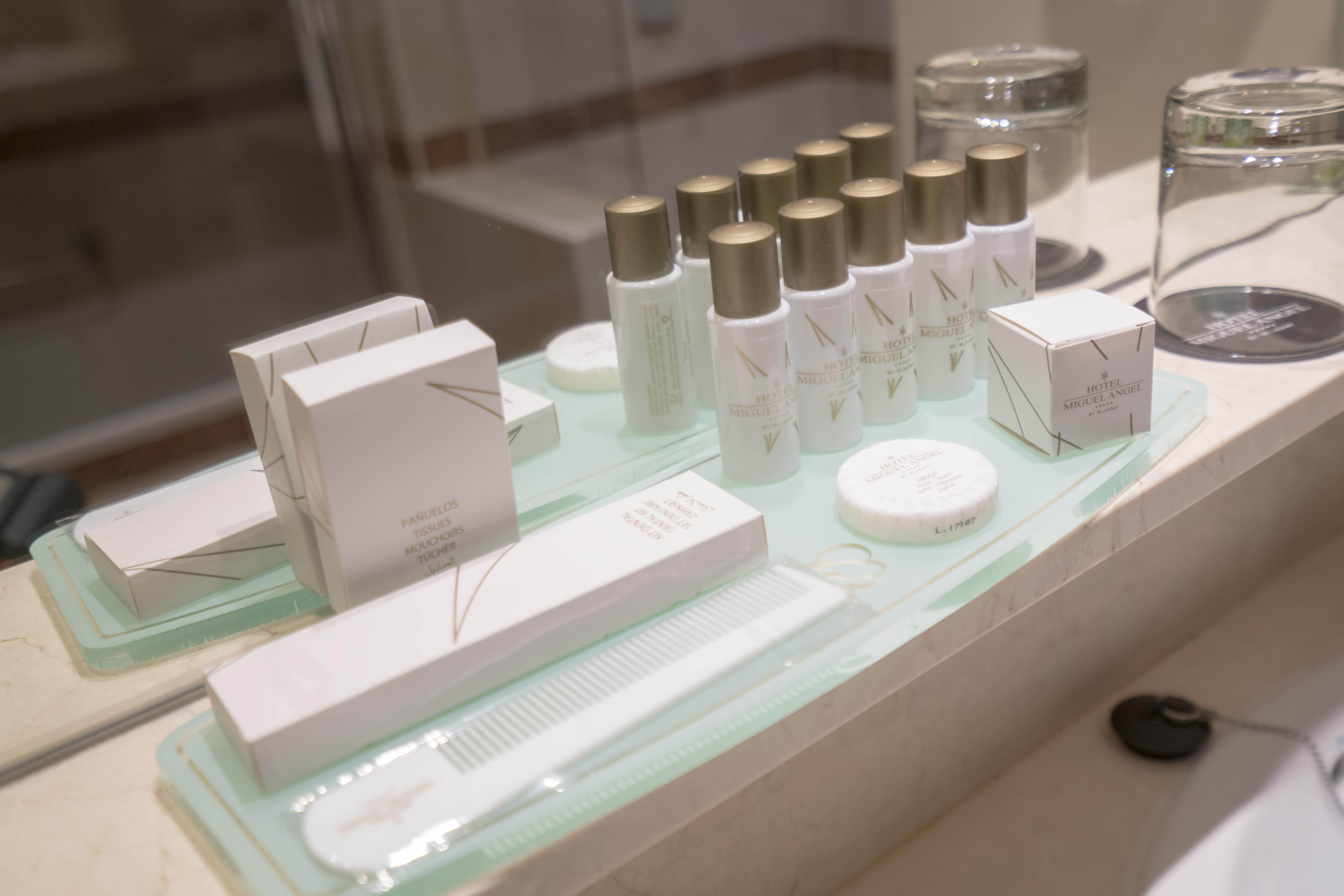 Hotel Miguel Angel マドリード エクステリア 写真 The White Company toiletries