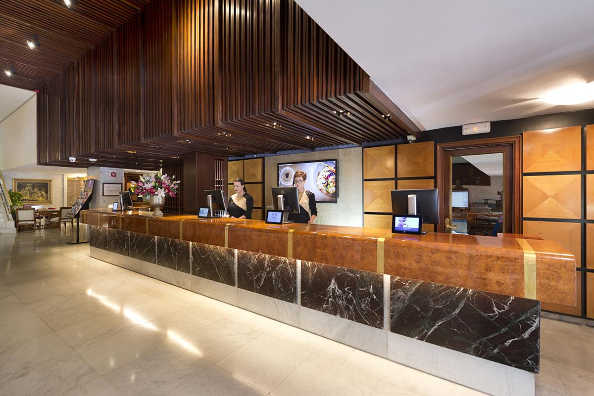 Hotel Miguel Angel マドリード エクステリア 写真 The lobby of the hotel